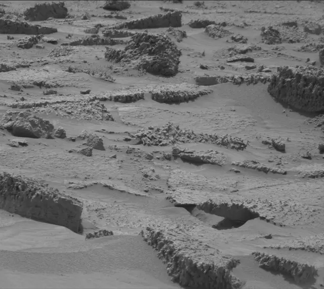 Sol 4847: Mast Camera (Mastcam)