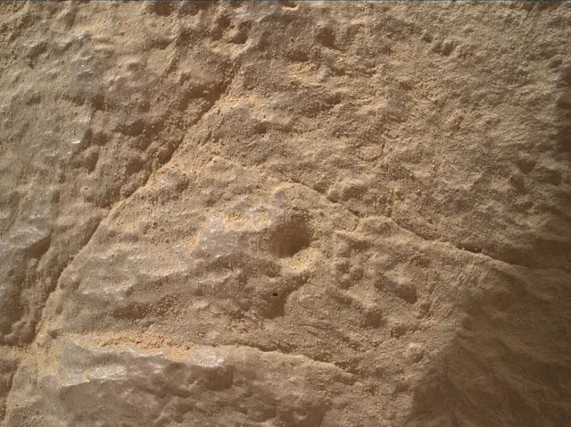 Sol 4847: Mars Hand Lens Imager (MAHLI)