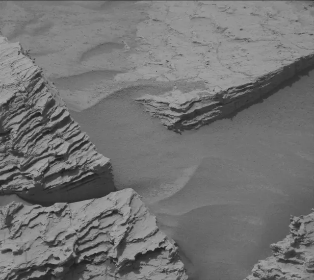 Sol 4850: Mast Camera (Mastcam)