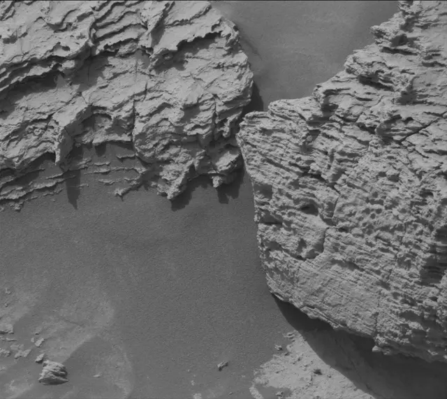 Sol 4850: Mast Camera (Mastcam)
