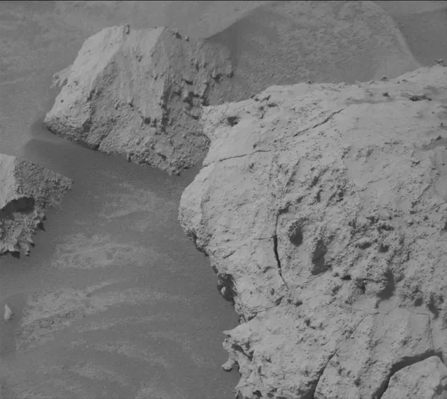 Sol 4850: Mast Camera (Mastcam)