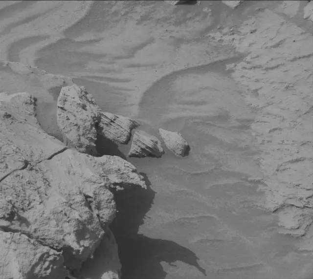 Sol 4850: Mast Camera (Mastcam)