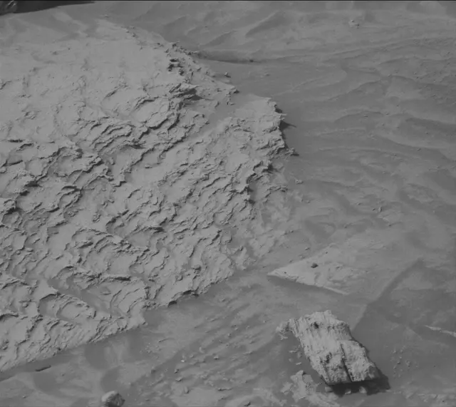 Sol 4850: Mast Camera (Mastcam)