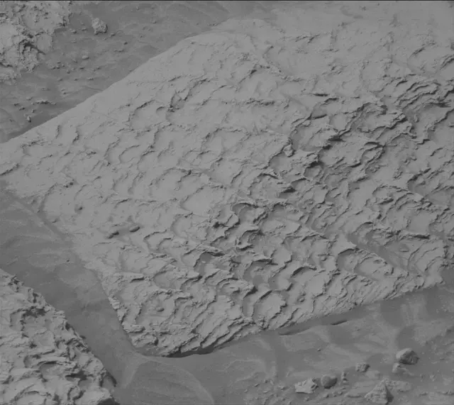 Sol 4850: Mast Camera (Mastcam)