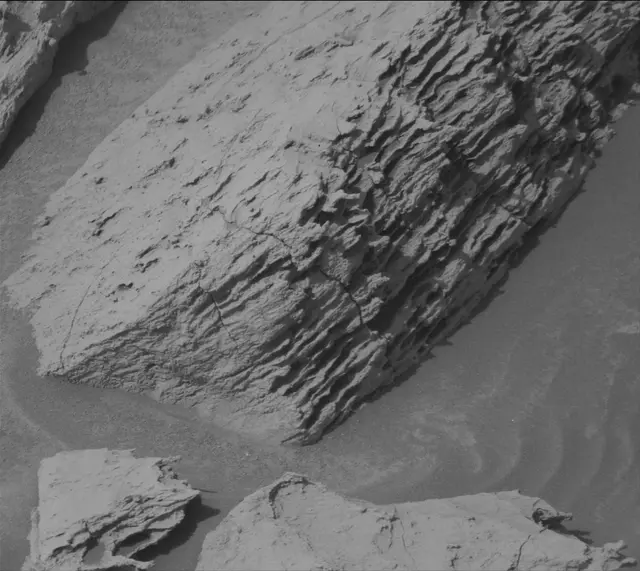 Sol 4850: Mast Camera (Mastcam)