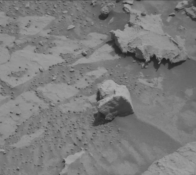 Sol 4852: Mast Camera (Mastcam)