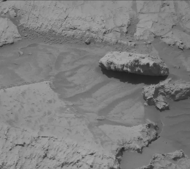Sol 4854: Mast Camera (Mastcam)