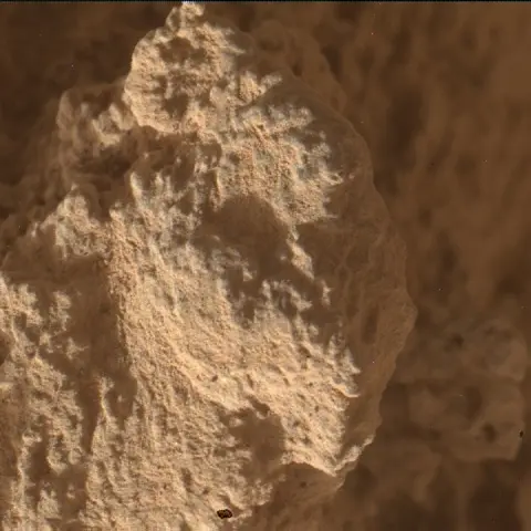 Sol 4860: Mars Hand Lens Imager (MAHLI)