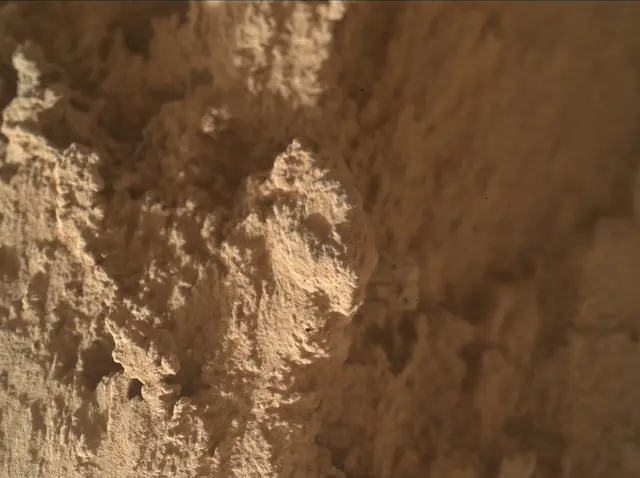 Sol 4860: Mars Hand Lens Imager (MAHLI)