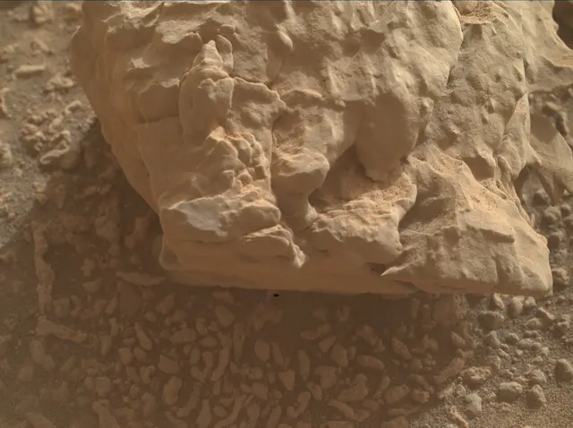 Sol 4860: Mars Hand Lens Imager (MAHLI)