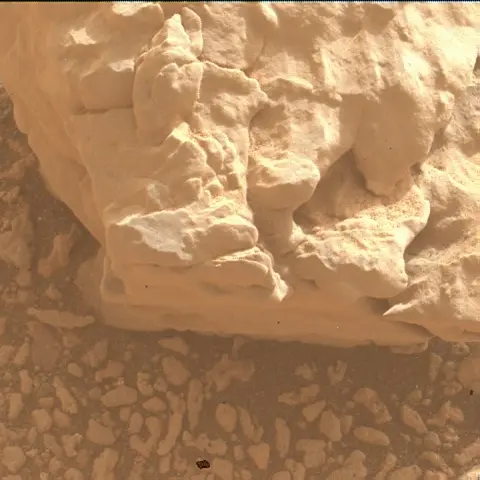 Sol 4860: Mars Hand Lens Imager (MAHLI)