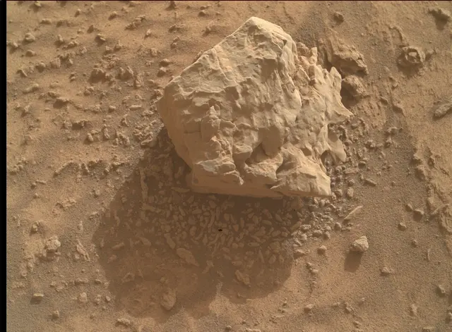 Sol 4860: Mars Hand Lens Imager (MAHLI)