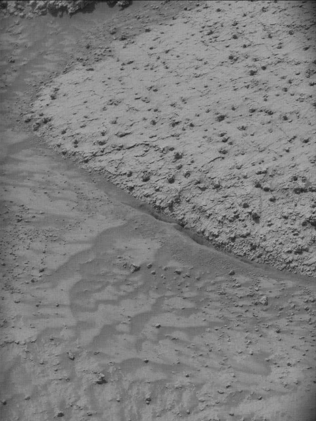 Sol 4861: Mast Camera (Mastcam)