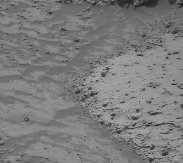 Sol 4861: Mast Camera (Mastcam)