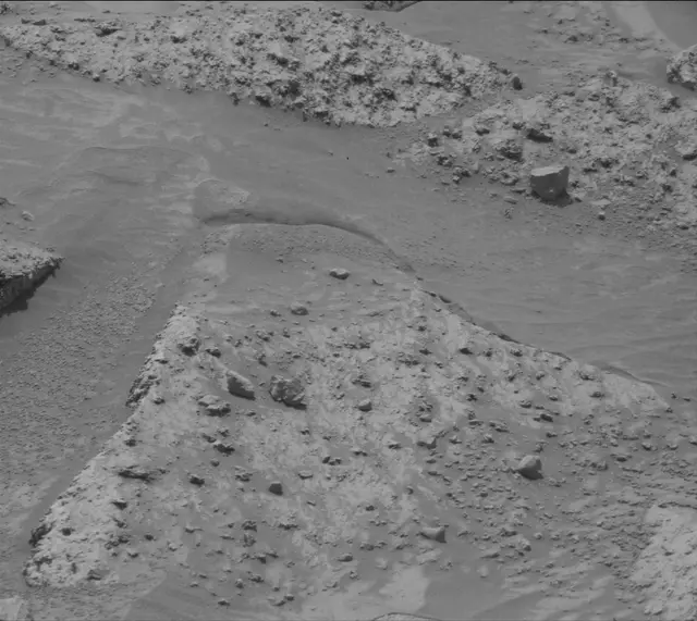Sol 4863: Mast Camera (Mastcam)