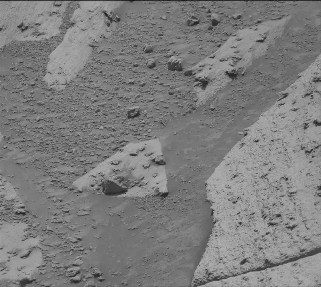 Sol 4863: Mast Camera (Mastcam)