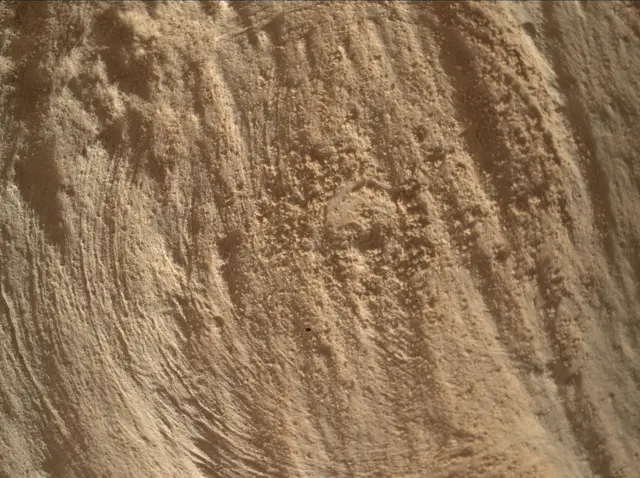 Sol 4867: Mars Hand Lens Imager (MAHLI)