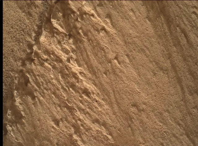 Sol 4867: Mars Hand Lens Imager (MAHLI)