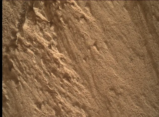 Sol 4867: Mars Hand Lens Imager (MAHLI)