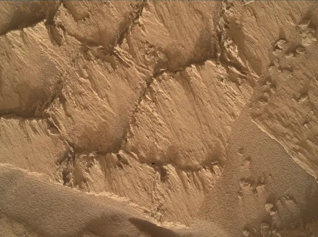 Sol 4867: Mars Hand Lens Imager (MAHLI)