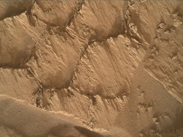 Sol 4868: Mars Hand Lens Imager (MAHLI)