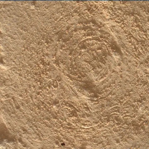 Sol 4870: Mars Hand Lens Imager (MAHLI)