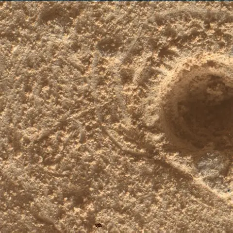 Sol 4870: Mars Hand Lens Imager (MAHLI)