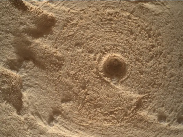 Sol 4870: Mars Hand Lens Imager (MAHLI)