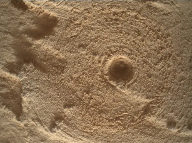 Sol 4870: Mars Hand Lens Imager (MAHLI)