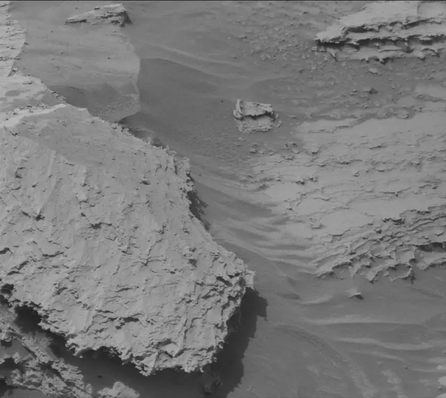Sol 4873: Mast Camera (Mastcam)