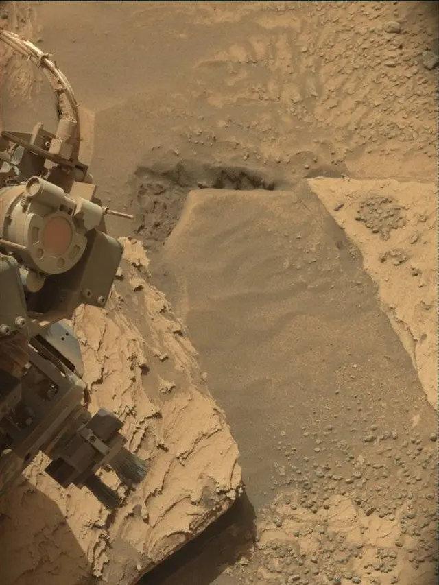 Sol 4881: Mast Camera (Mastcam)