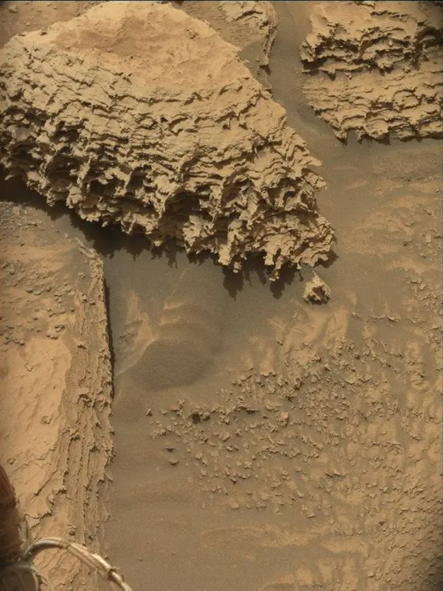 Sol 4881: Mast Camera (Mastcam)