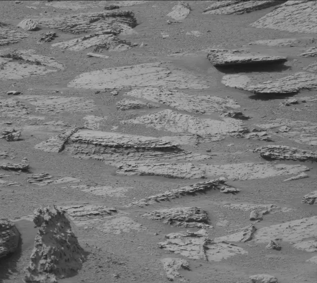 Sol 4882: Mast Camera (Mastcam)