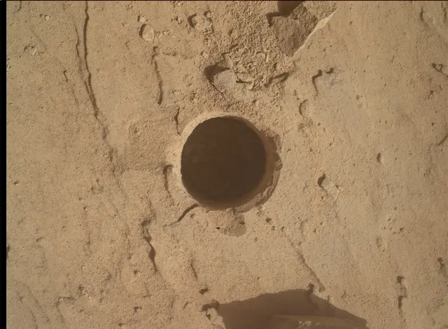 Sol 4886: Mars Hand Lens Imager (MAHLI)