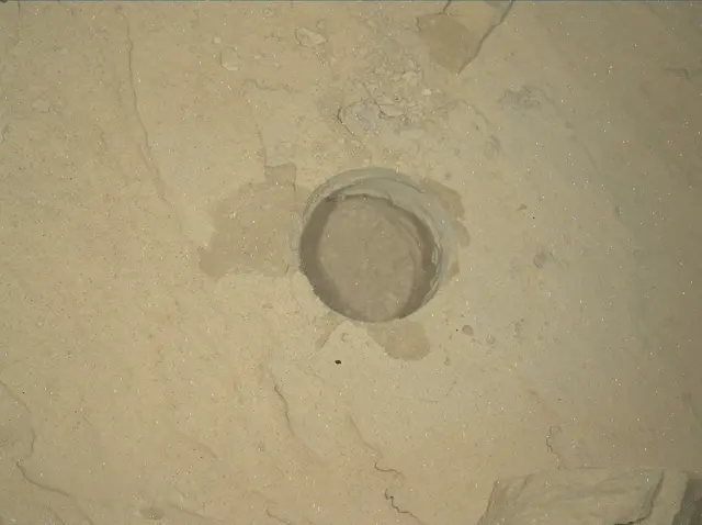 Sol 4886: Mars Hand Lens Imager (MAHLI)