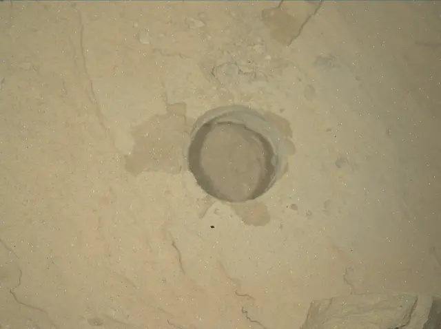 Sol 4886: Mars Hand Lens Imager (MAHLI)