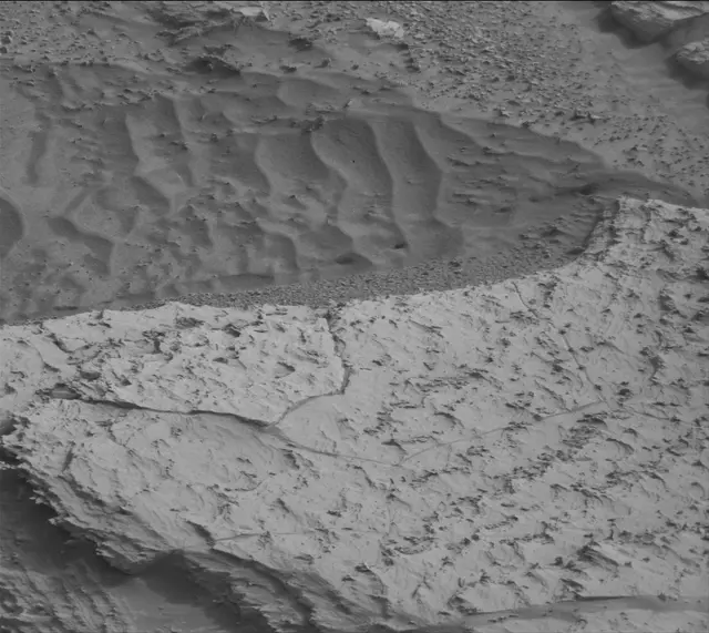 Sol 4887: Mast Camera (Mastcam)