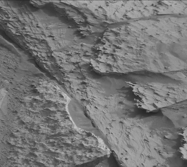 Sol 4887: Mast Camera (Mastcam)