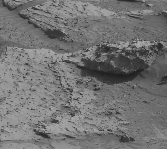 Sol 4887: Mast Camera (Mastcam)