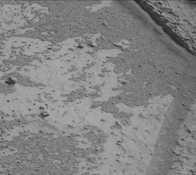 Sol 4887: Mast Camera (Mastcam)