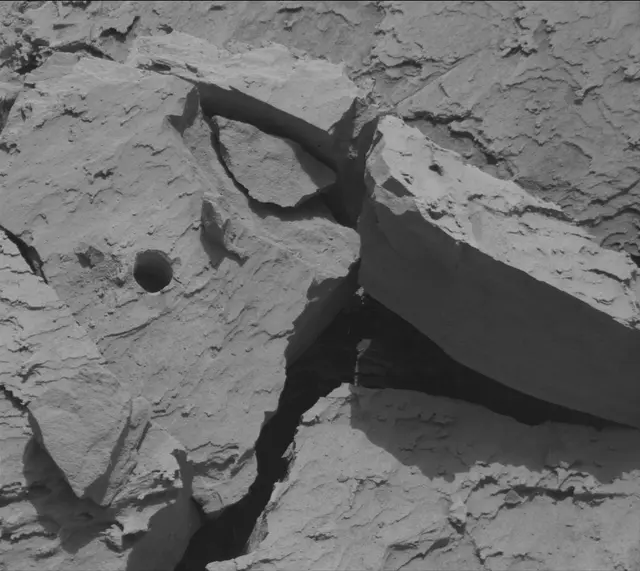 Sol 4887: Mast Camera (Mastcam)