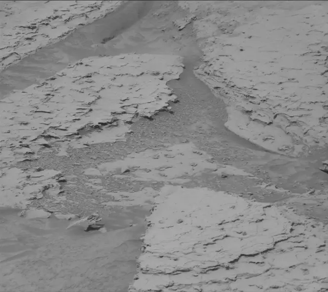 Sol 4887: Mast Camera (Mastcam)