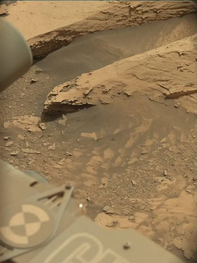 Sol 4889: Mast Camera (Mastcam)