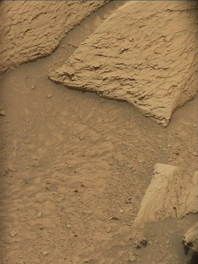 Sol 4889: Mast Camera (Mastcam)