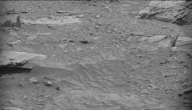 Sol 4890: Mast Camera (Mastcam)
