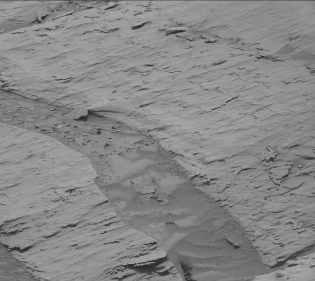 Sol 4890: Mast Camera (Mastcam)