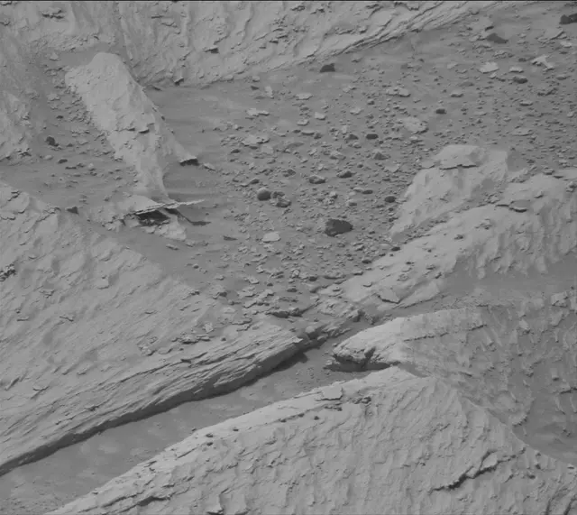 Sol 4890: Mast Camera (Mastcam)