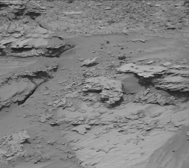Sol 4890: Mast Camera (Mastcam)