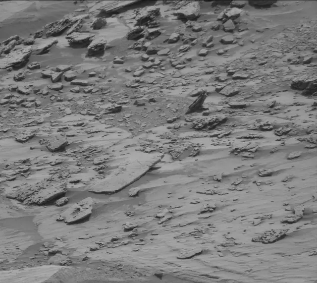 Sol 4890: Mast Camera (Mastcam)