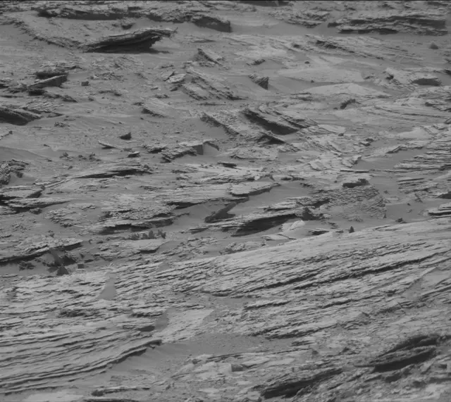 Sol 4890: Mast Camera (Mastcam)